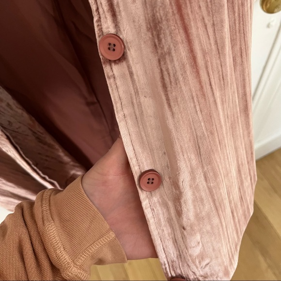 J BRAND Regan Crinkled-Velvet Jacket - M - Picture 4 of 7